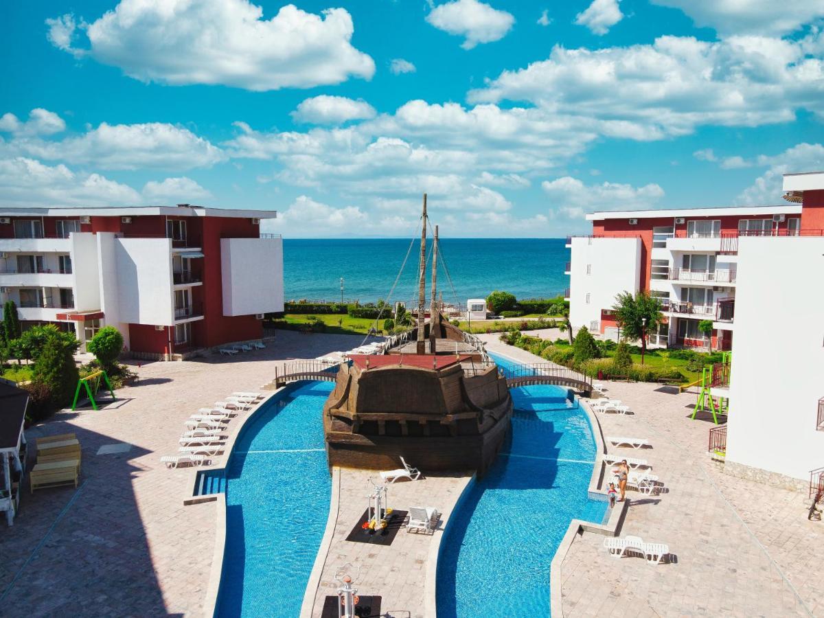 Privilege Fort Beach Apartments Светий Влас Екстер'єр фото