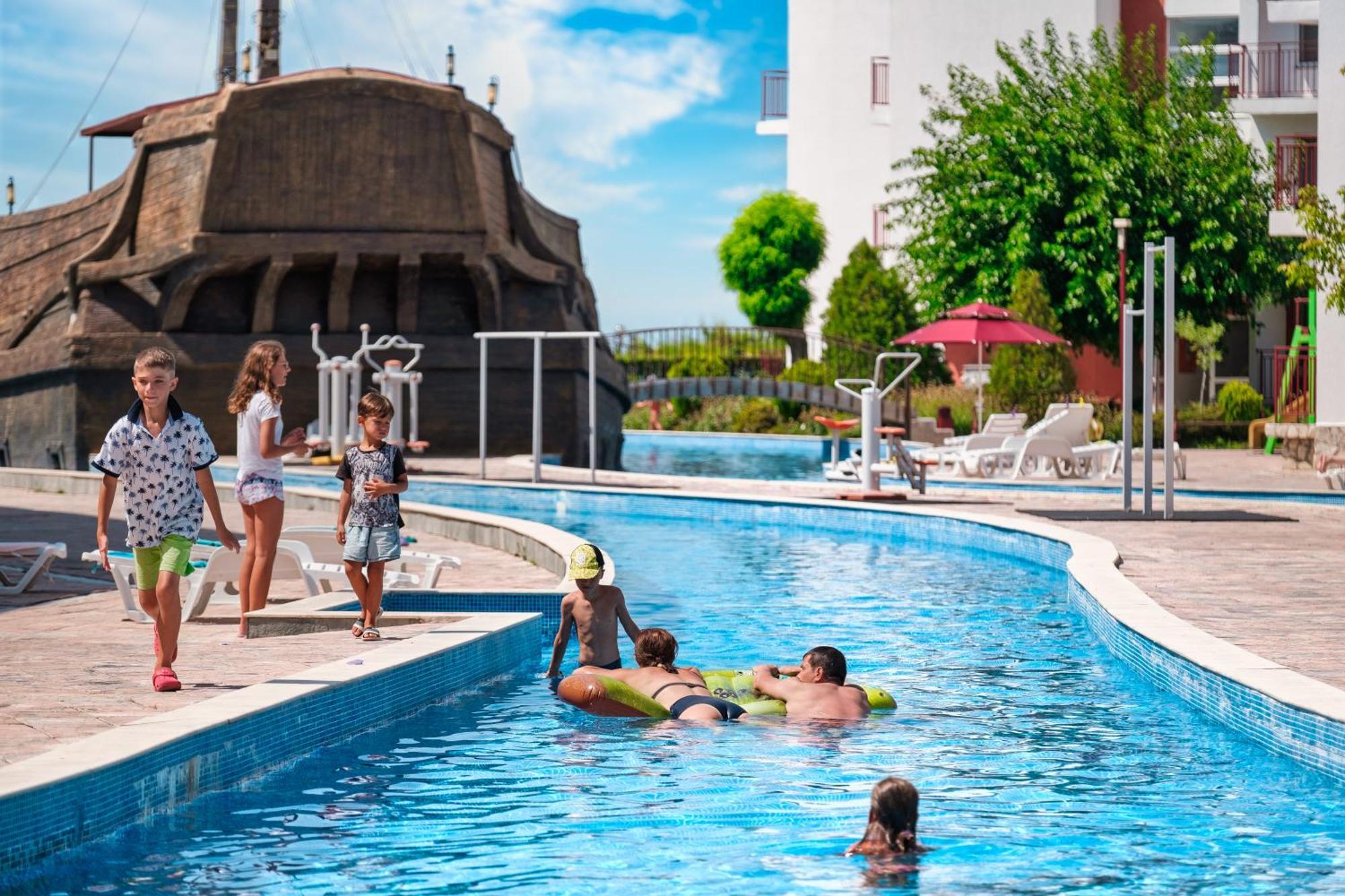 Privilege Fort Beach Apartments Светий Влас Екстер'єр фото