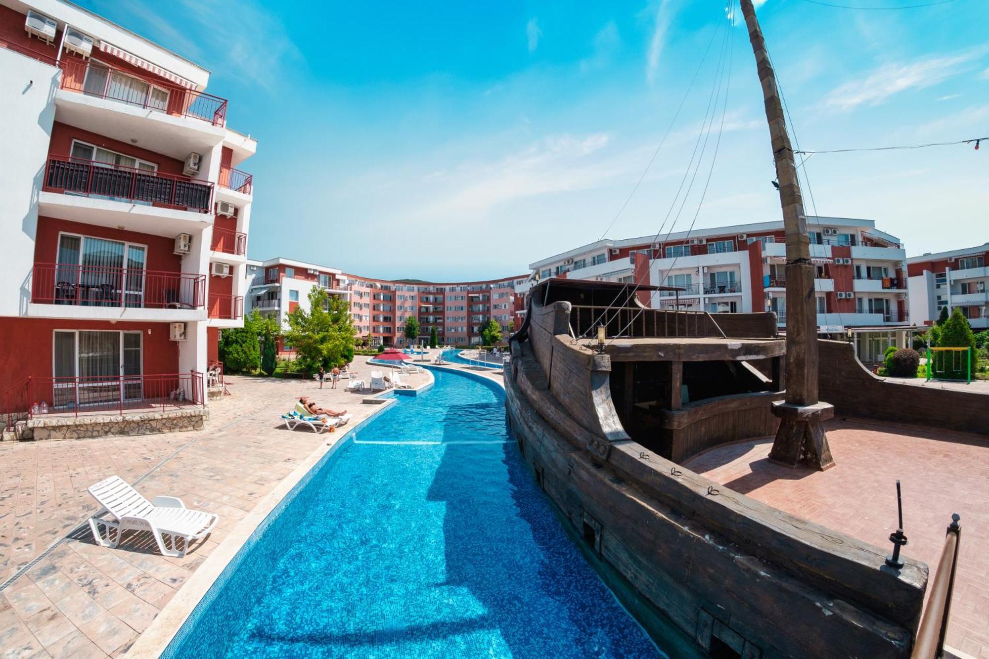 Privilege Fort Beach Apartments Светий Влас Екстер'єр фото