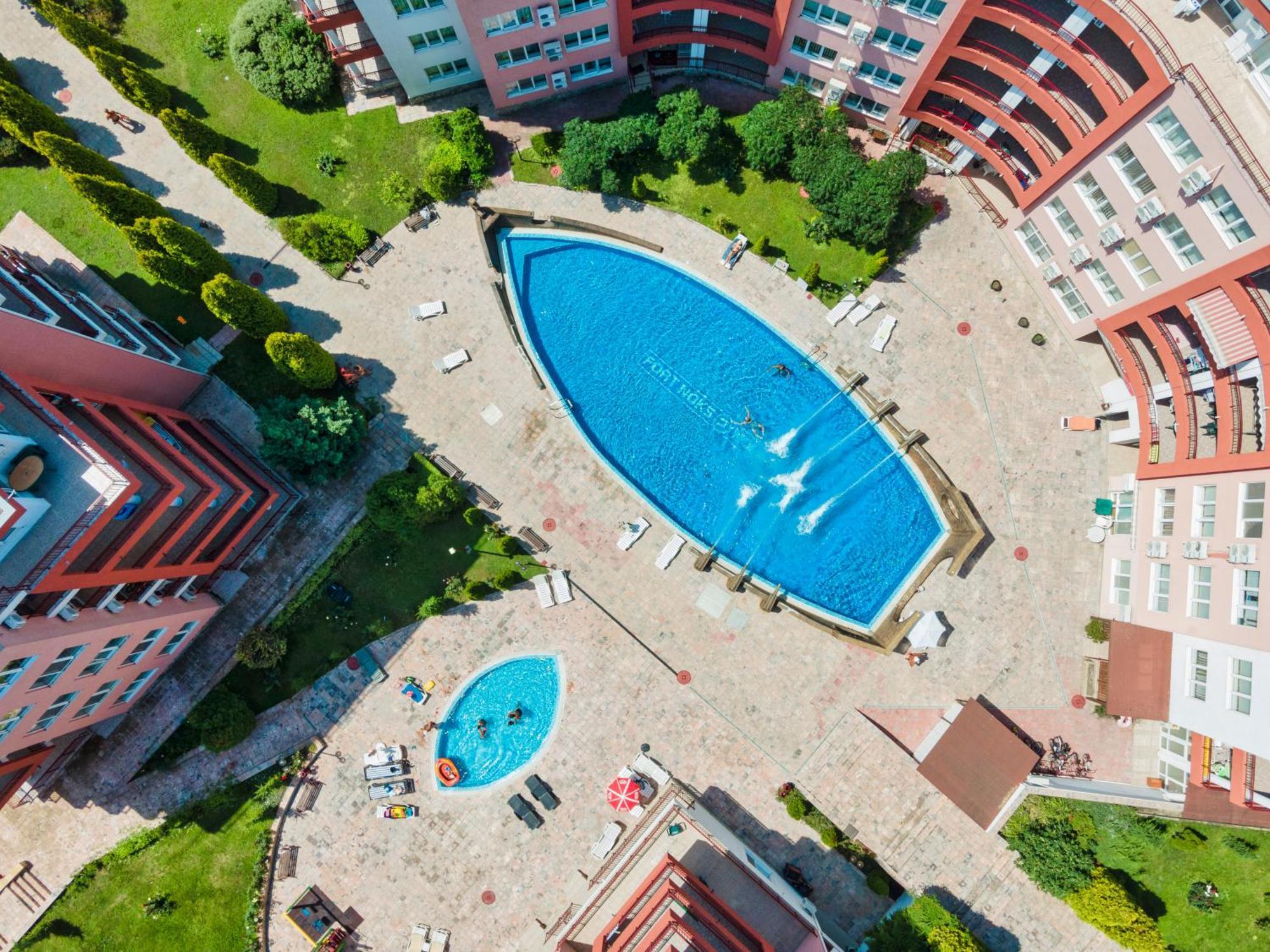 Privilege Fort Beach Apartments Светий Влас Екстер'єр фото