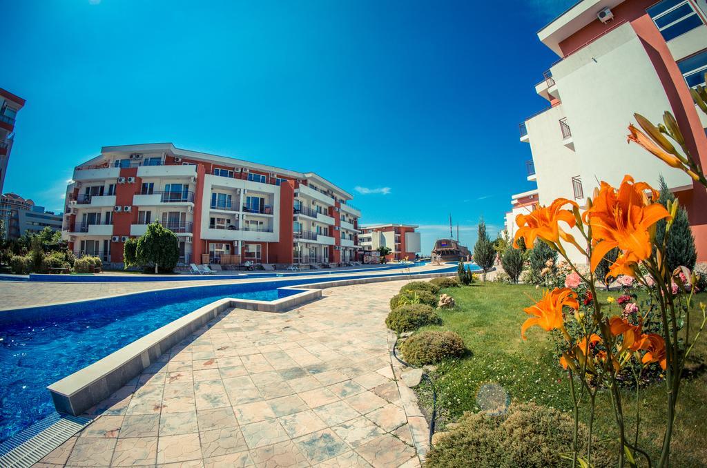 Privilege Fort Beach Apartments Светий Влас Екстер'єр фото